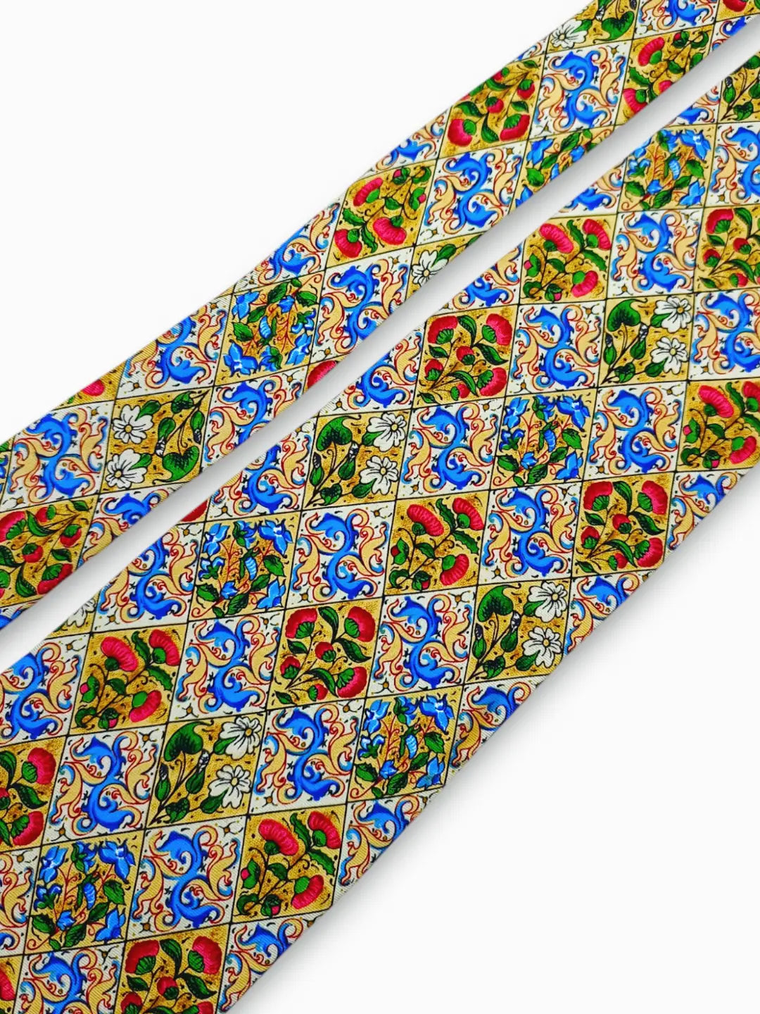 Museum Of Arts - Tie