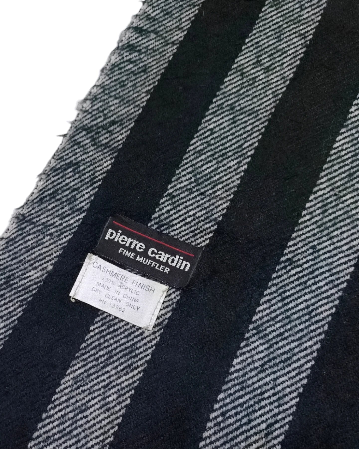 Pierre Cardin - Muffler