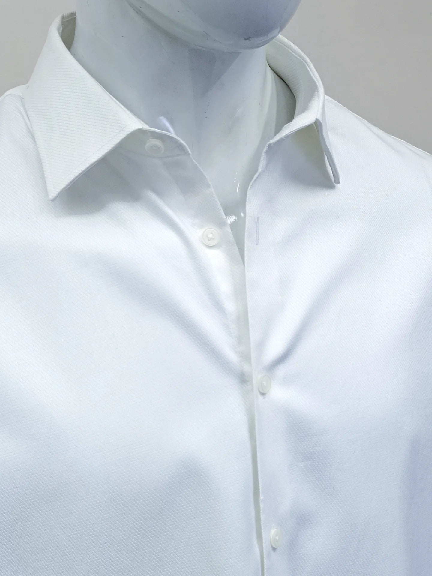 Calvin Klein - [17.5]