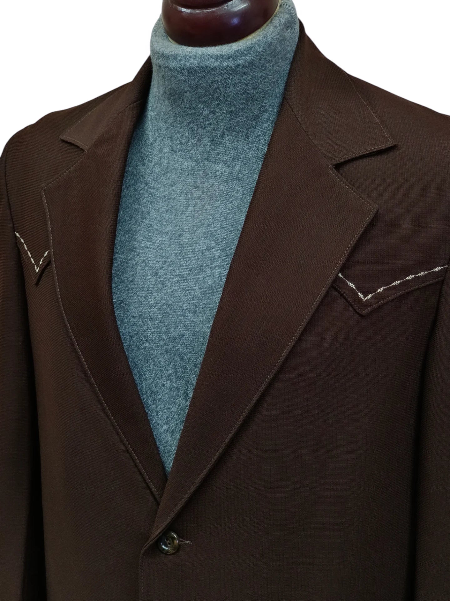 Trego's Westwear - [L]