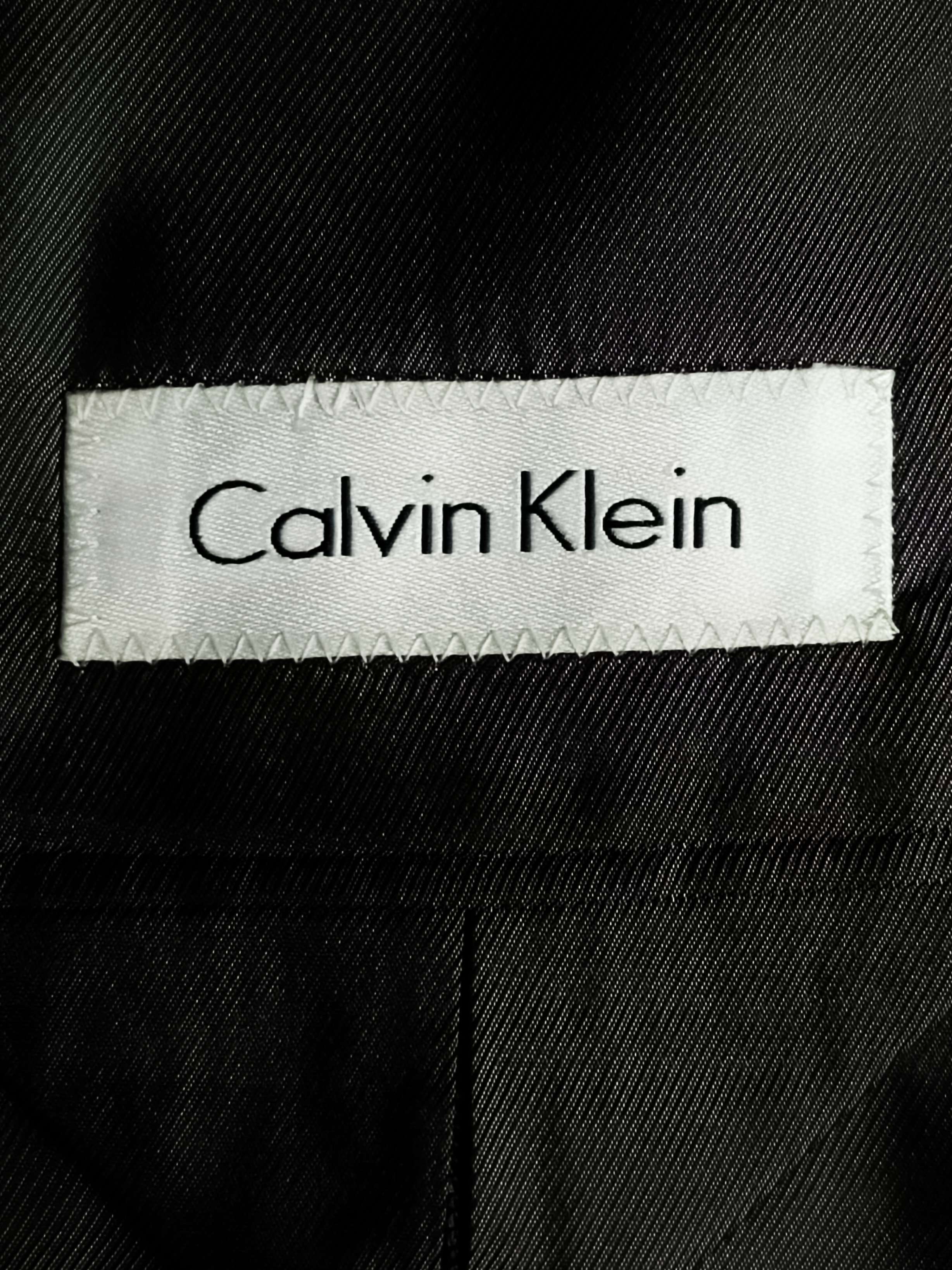 Calvin Klein - [L]