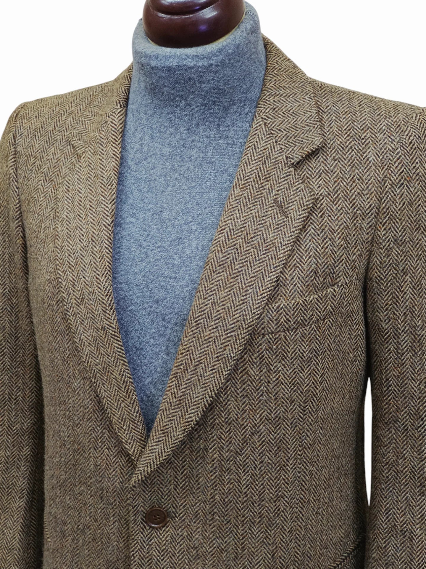 Custom Tailored - [L]