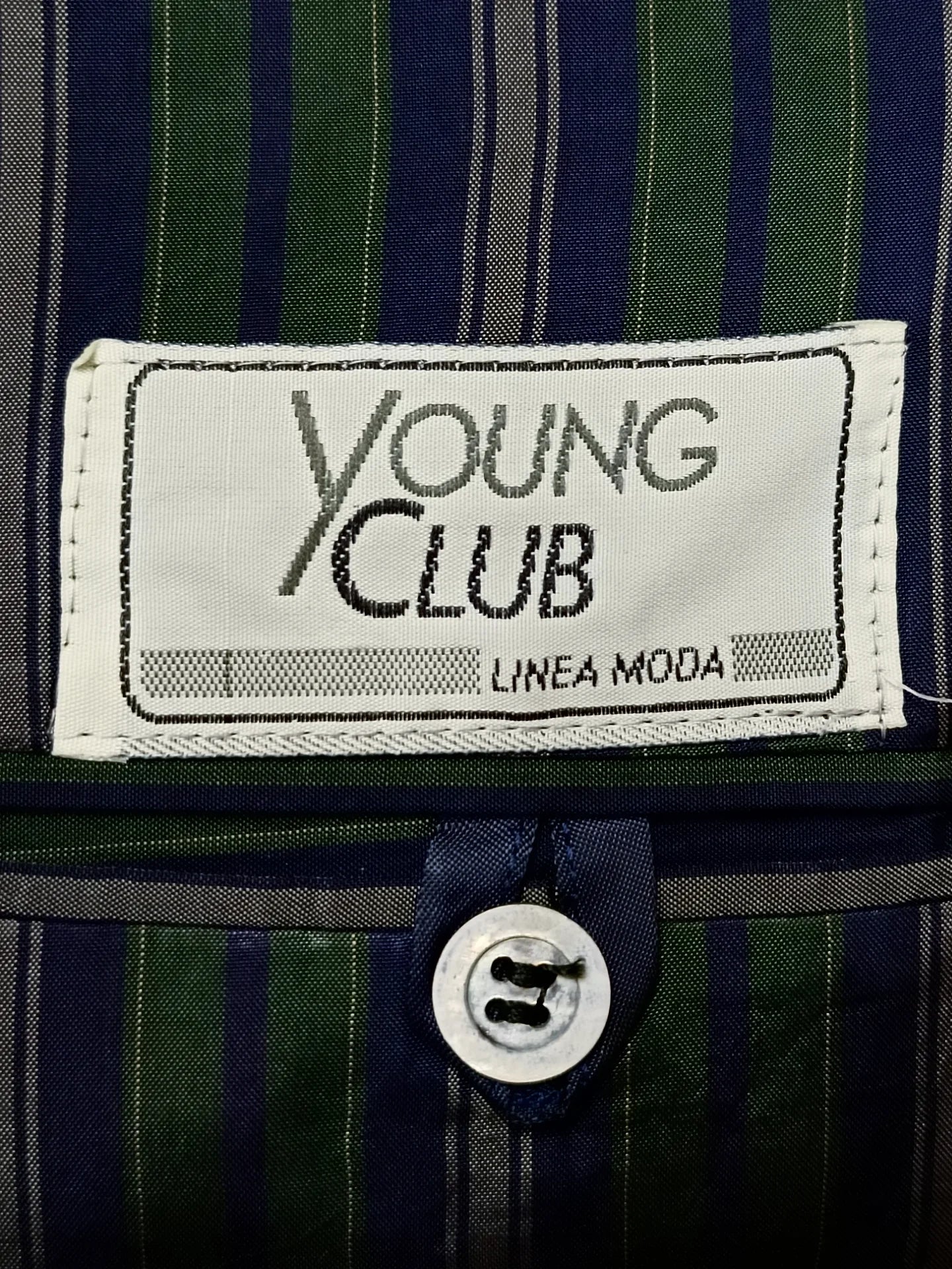 Young Club - [L]