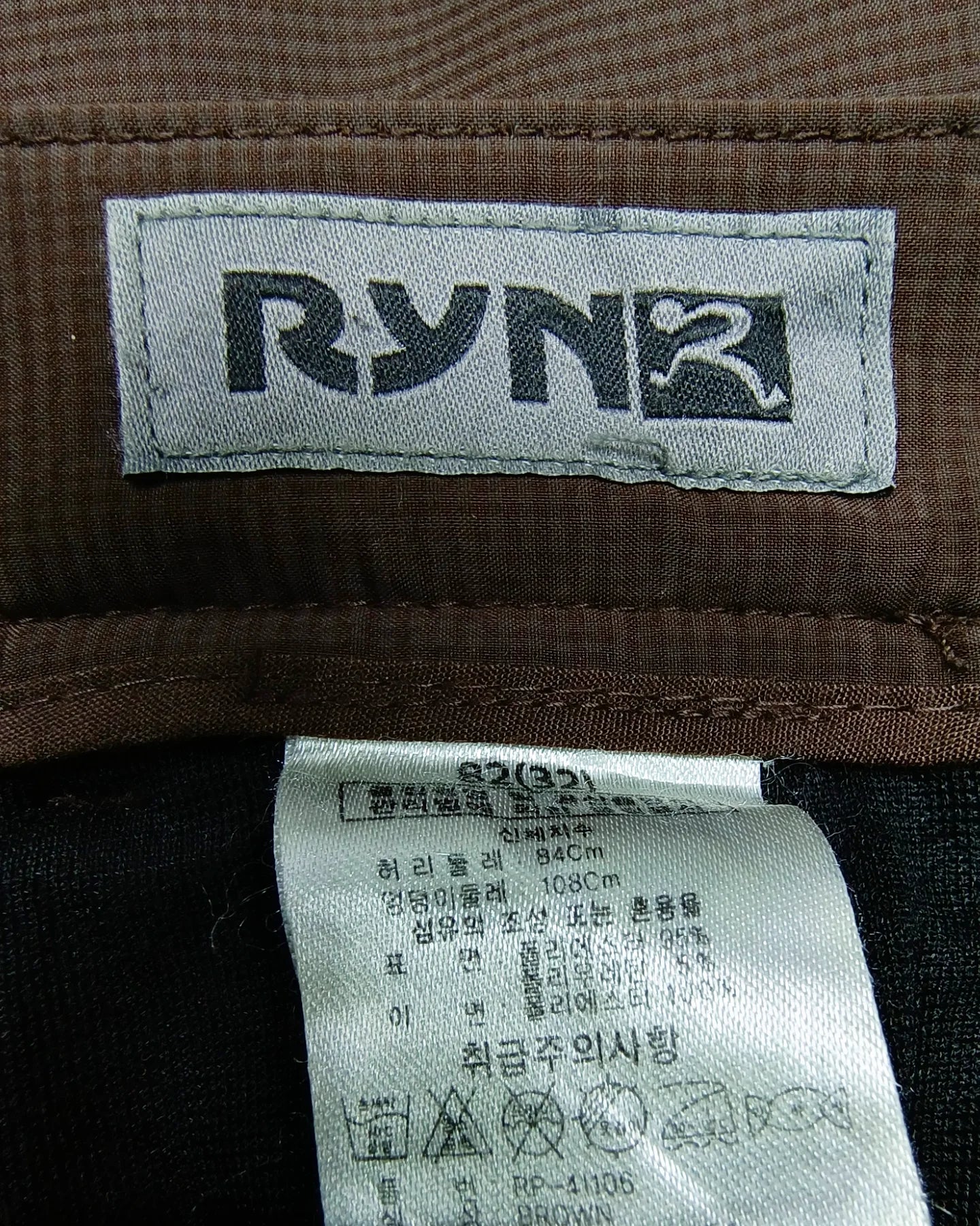 RYN Golf - [32-33]
