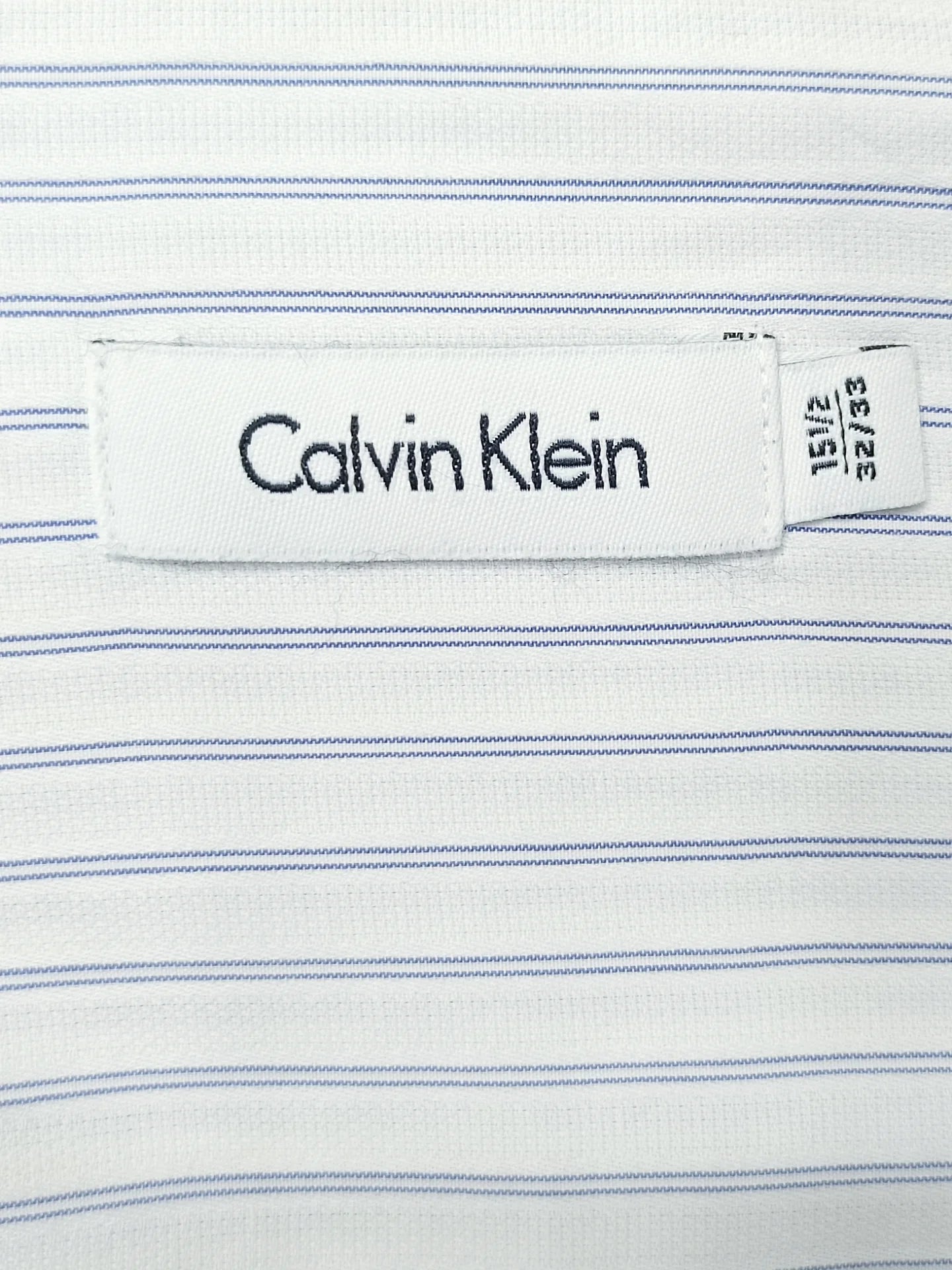 Calvin Klein - [15.5]