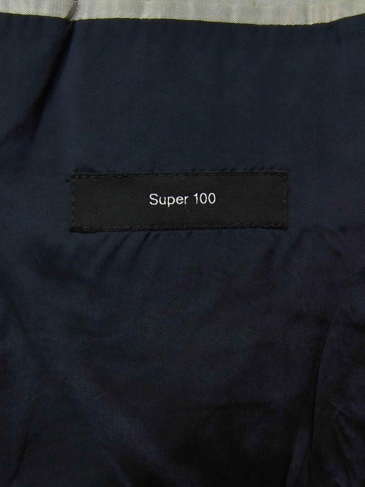 Hugo Boss - [L]