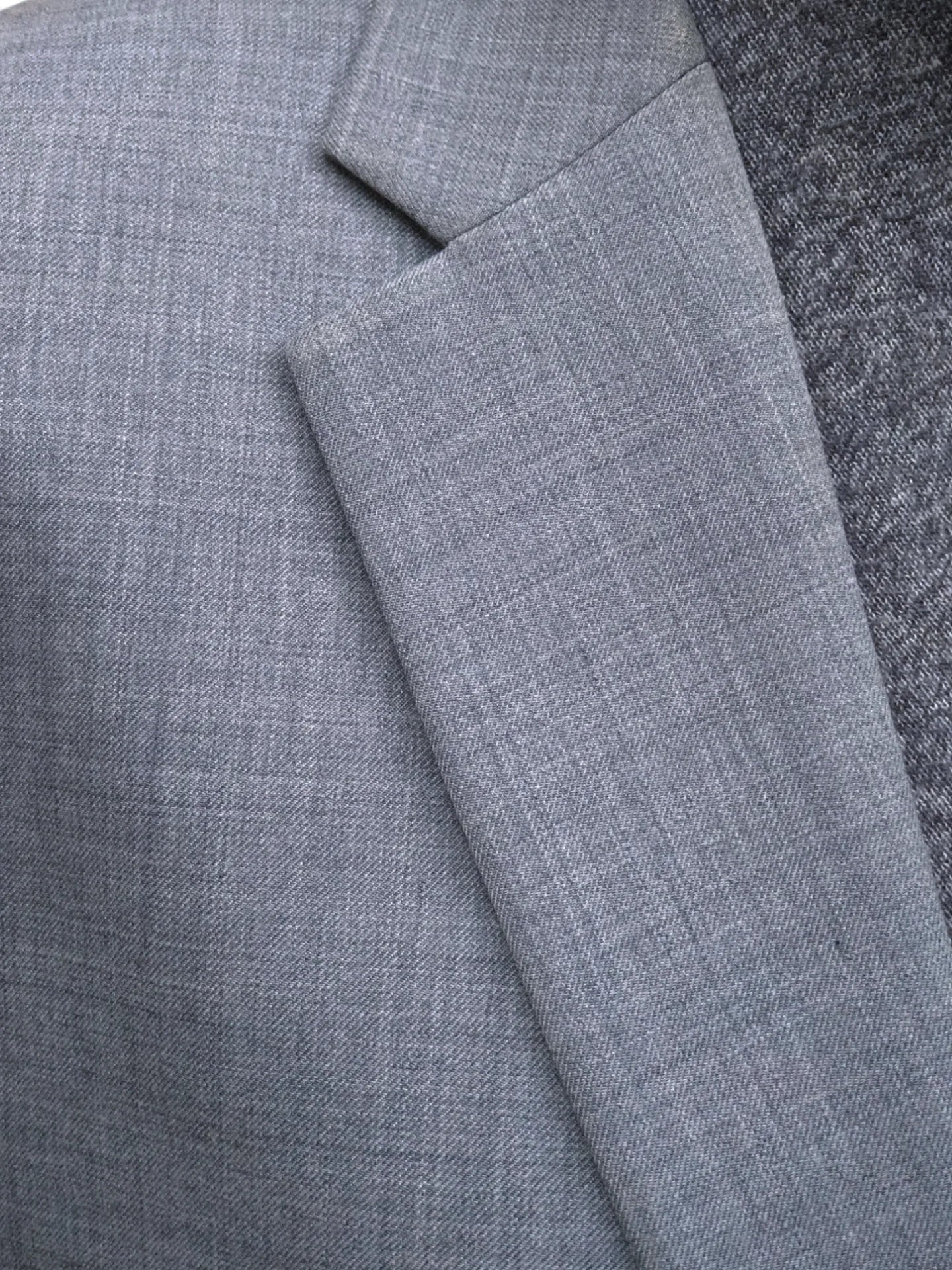 Tommy Hilfiger - [L]