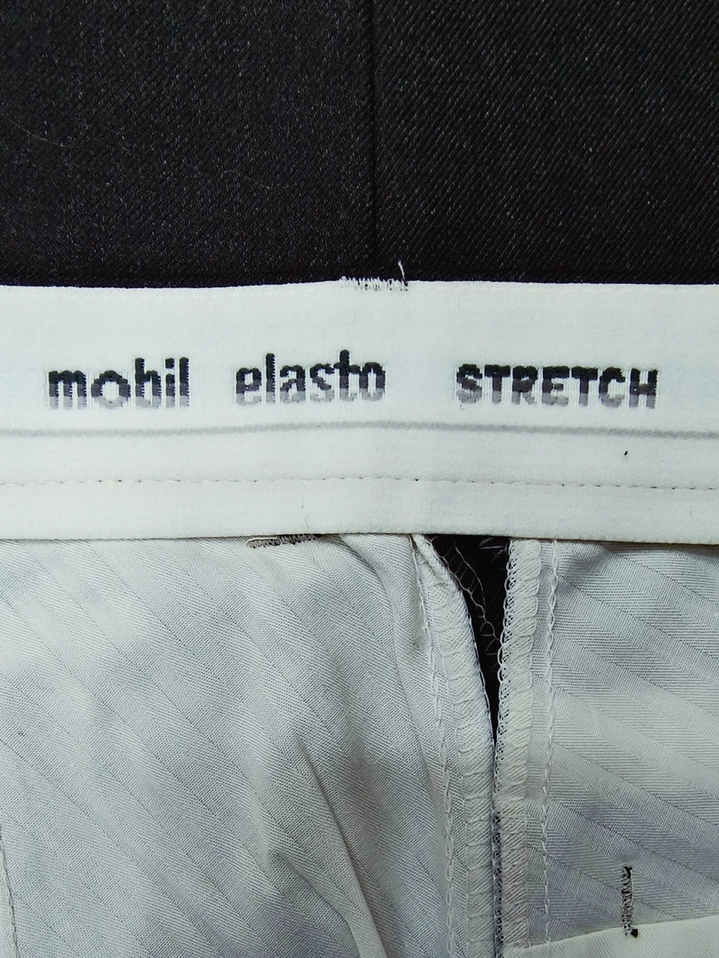 Mobil Elasto - [40-41]
