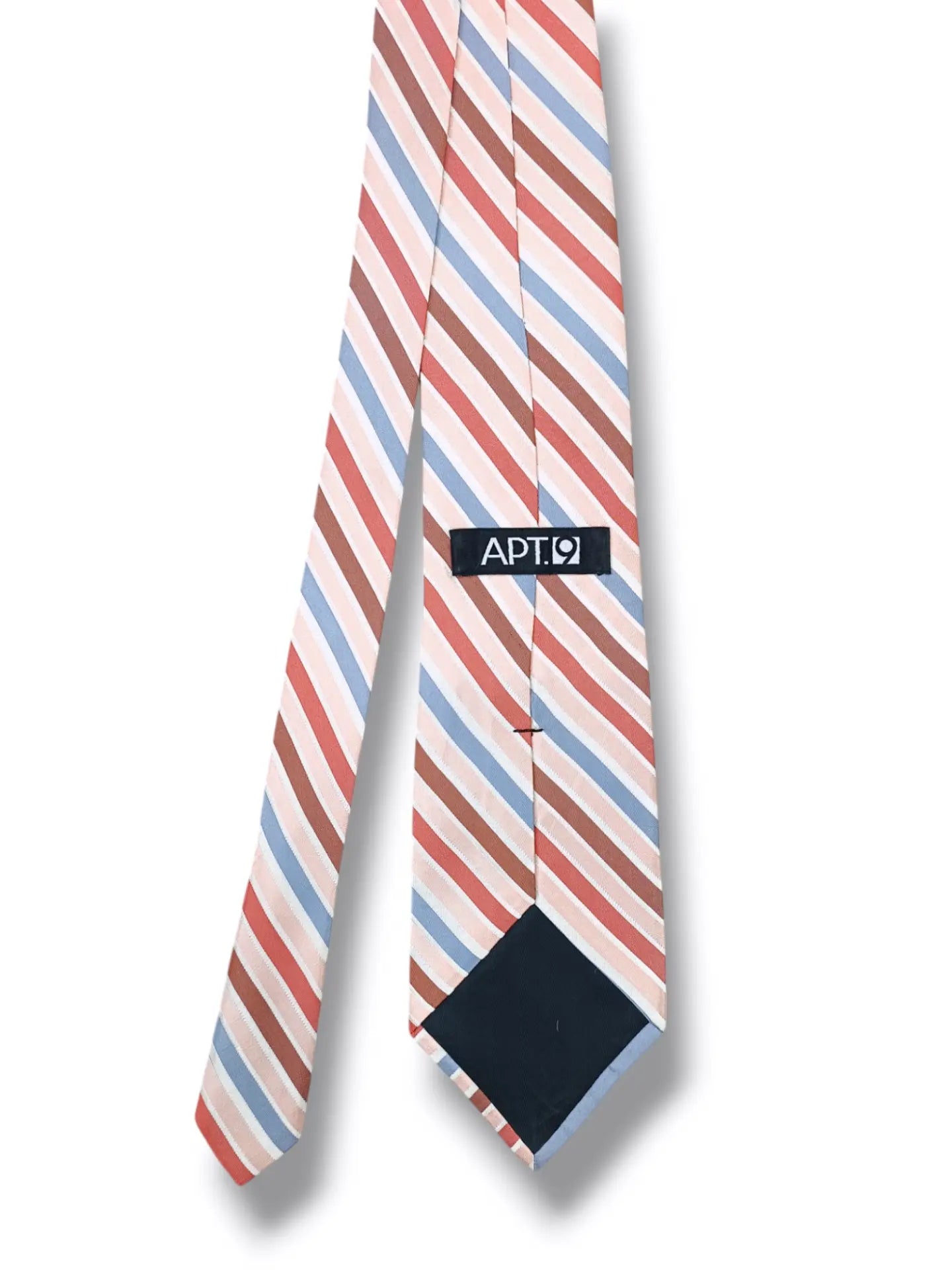 Apt 9 - Tie