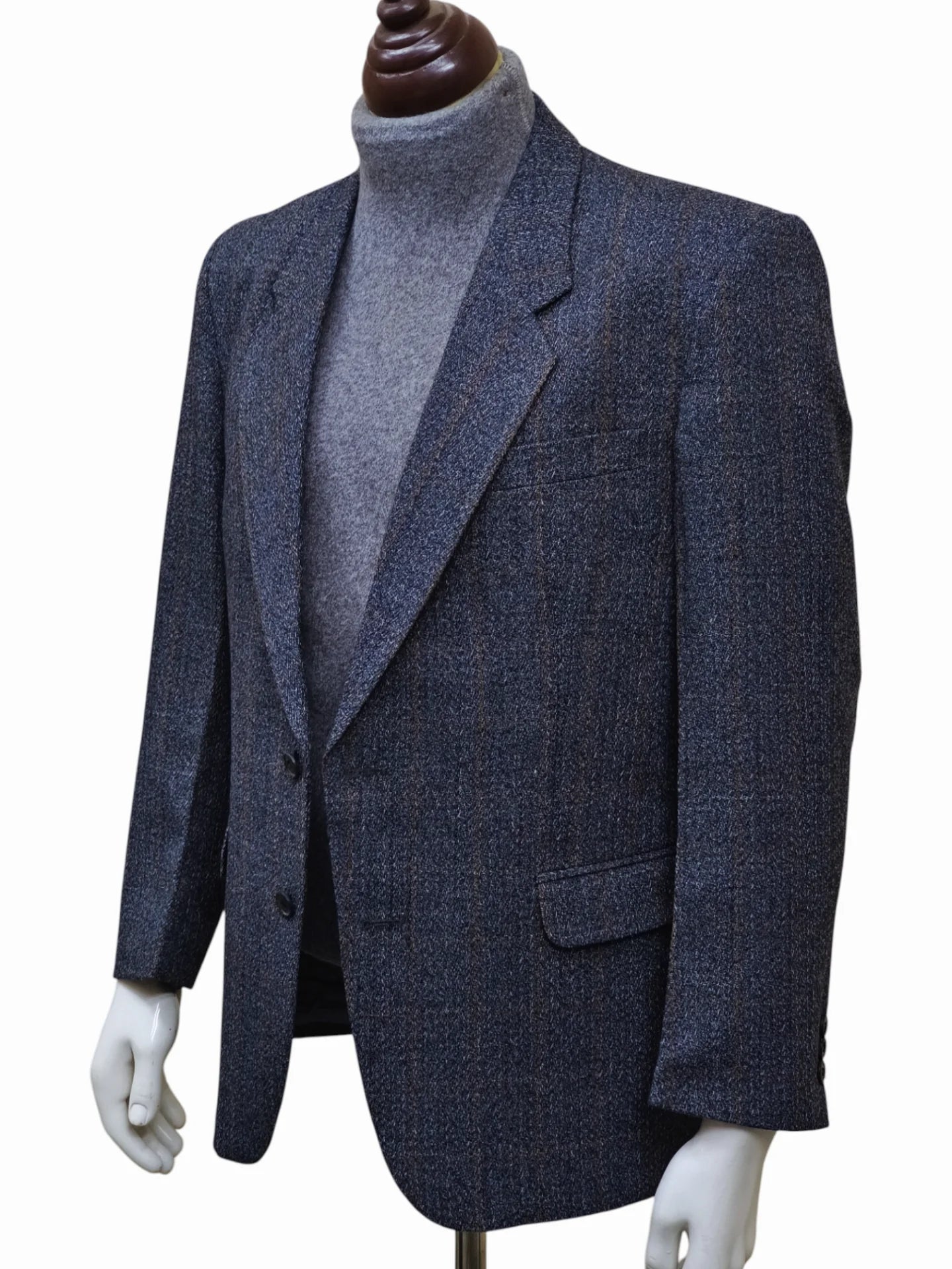 Custom Tailored - [M]