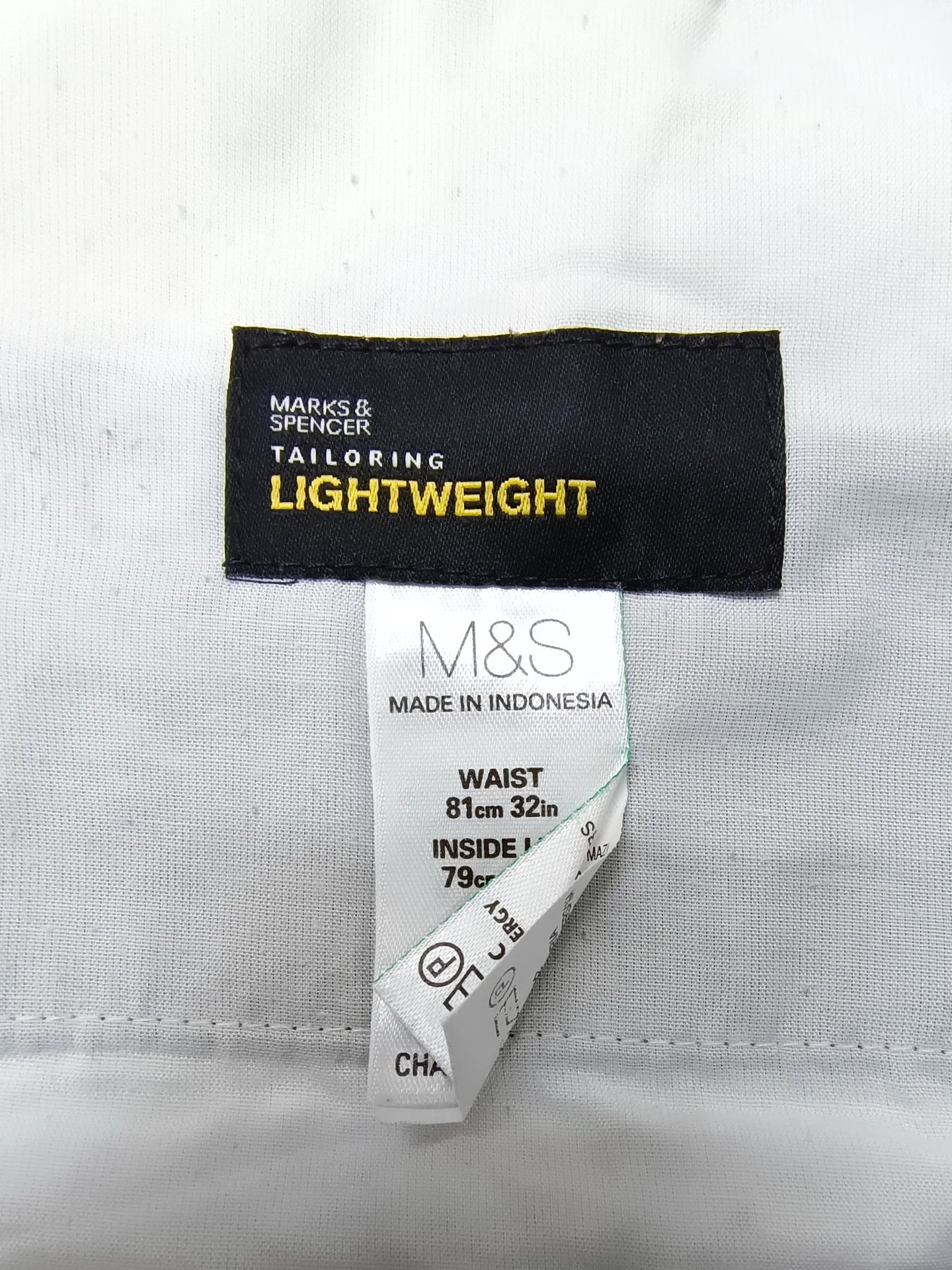 Marks & Spencer - [32-33]