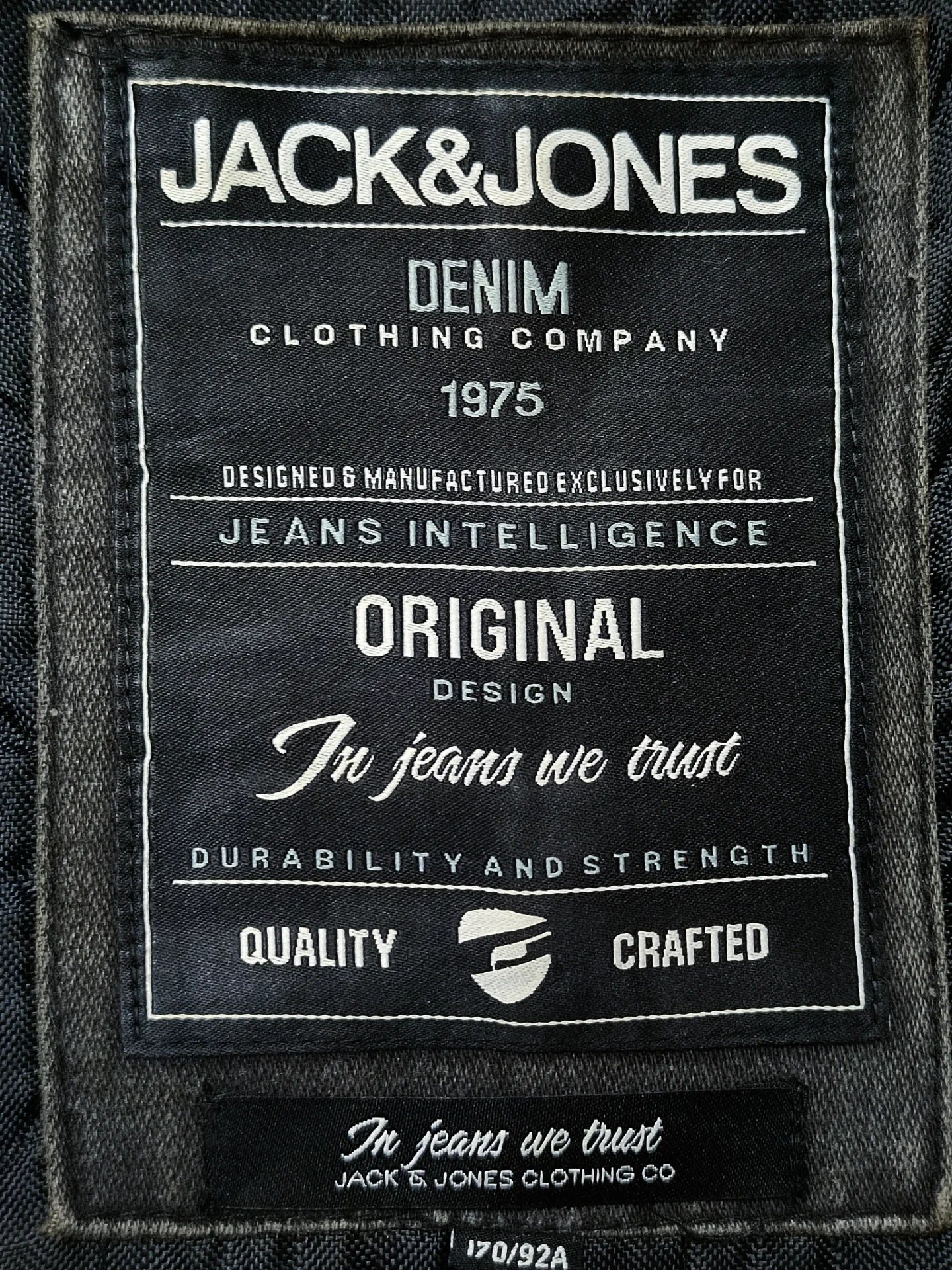 Jack & Jones - [L]