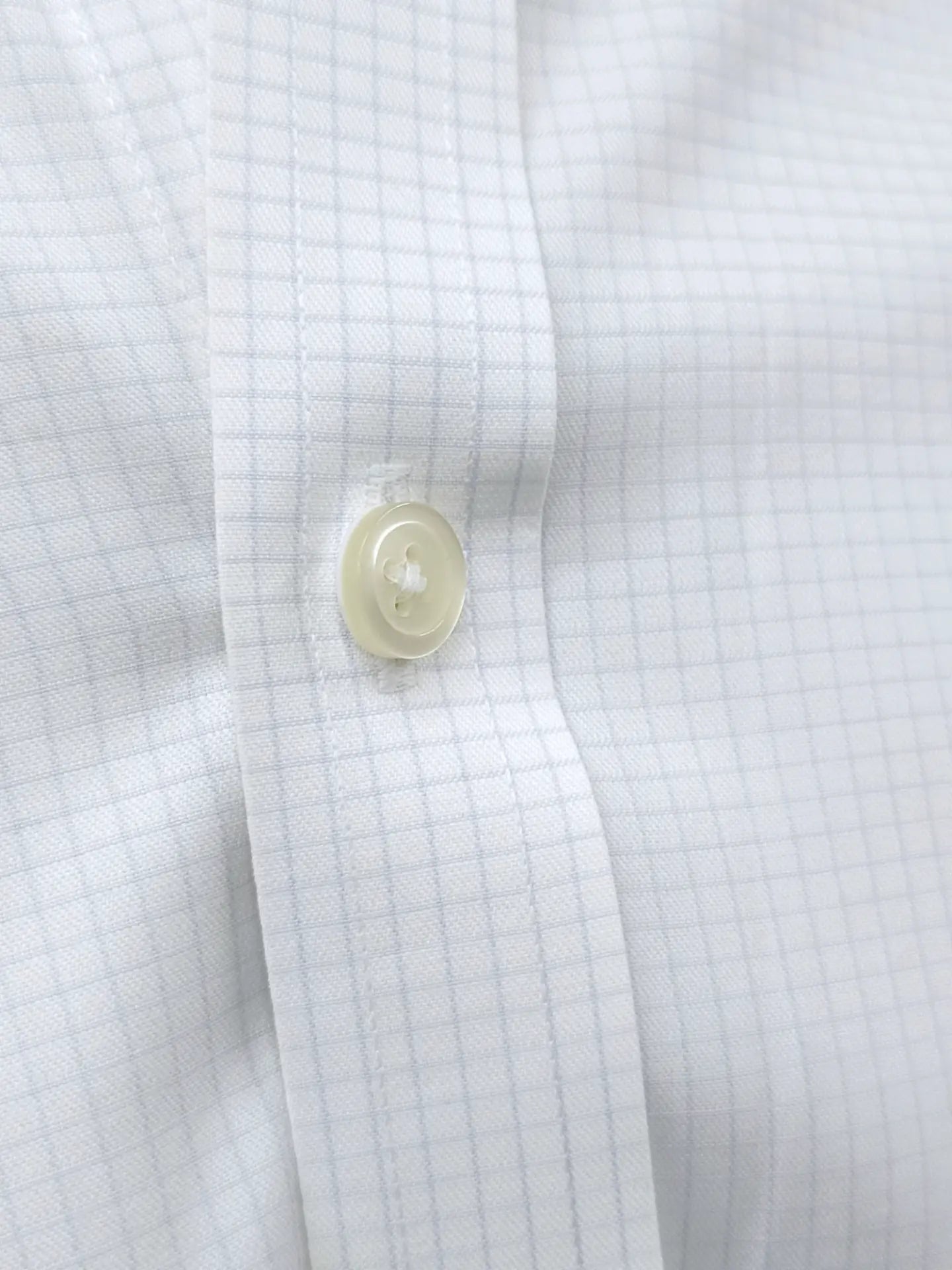 Charles Tyrwhitt - [15.5]