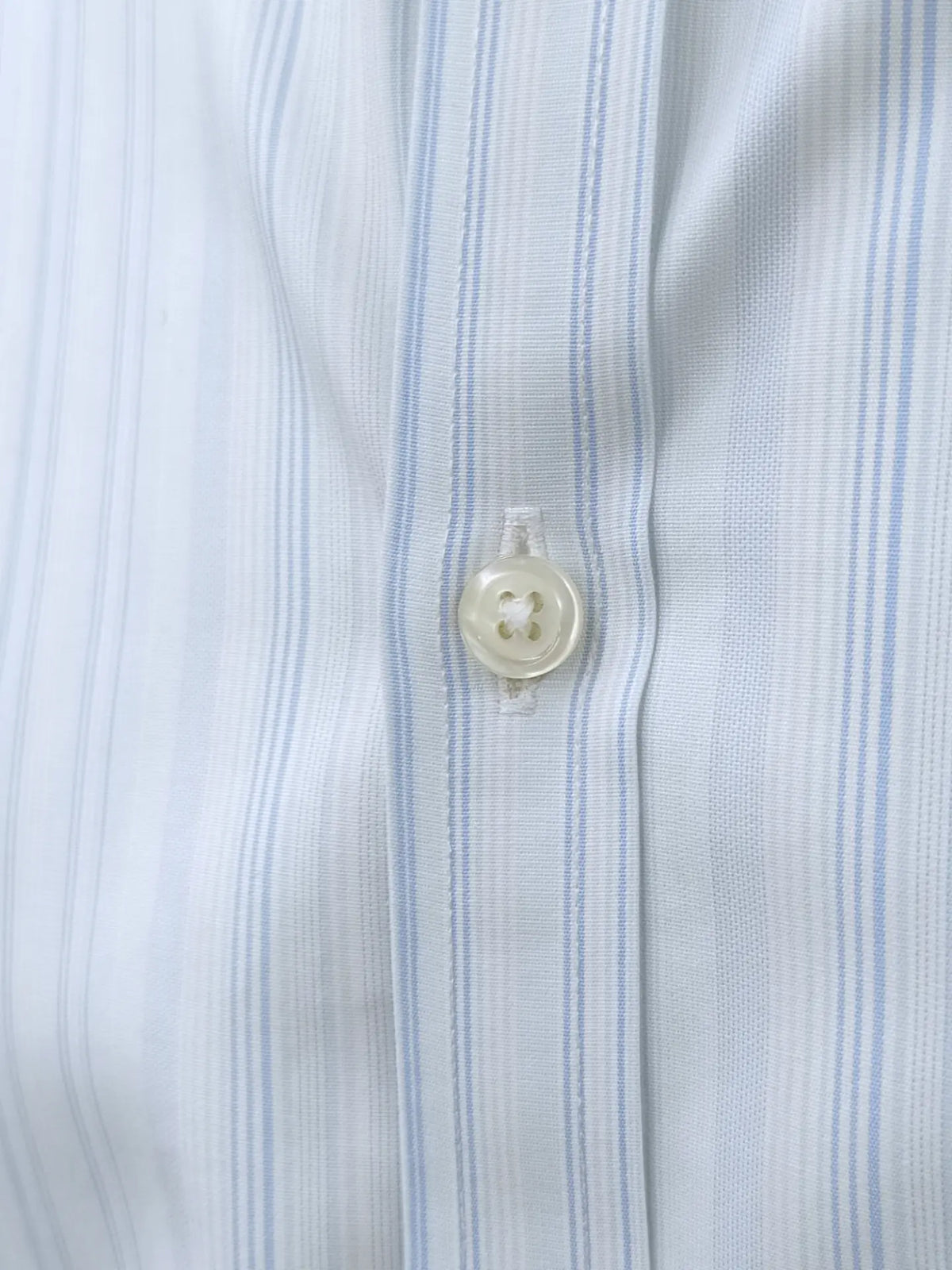 Charles Tyrwhitt - [16.5]