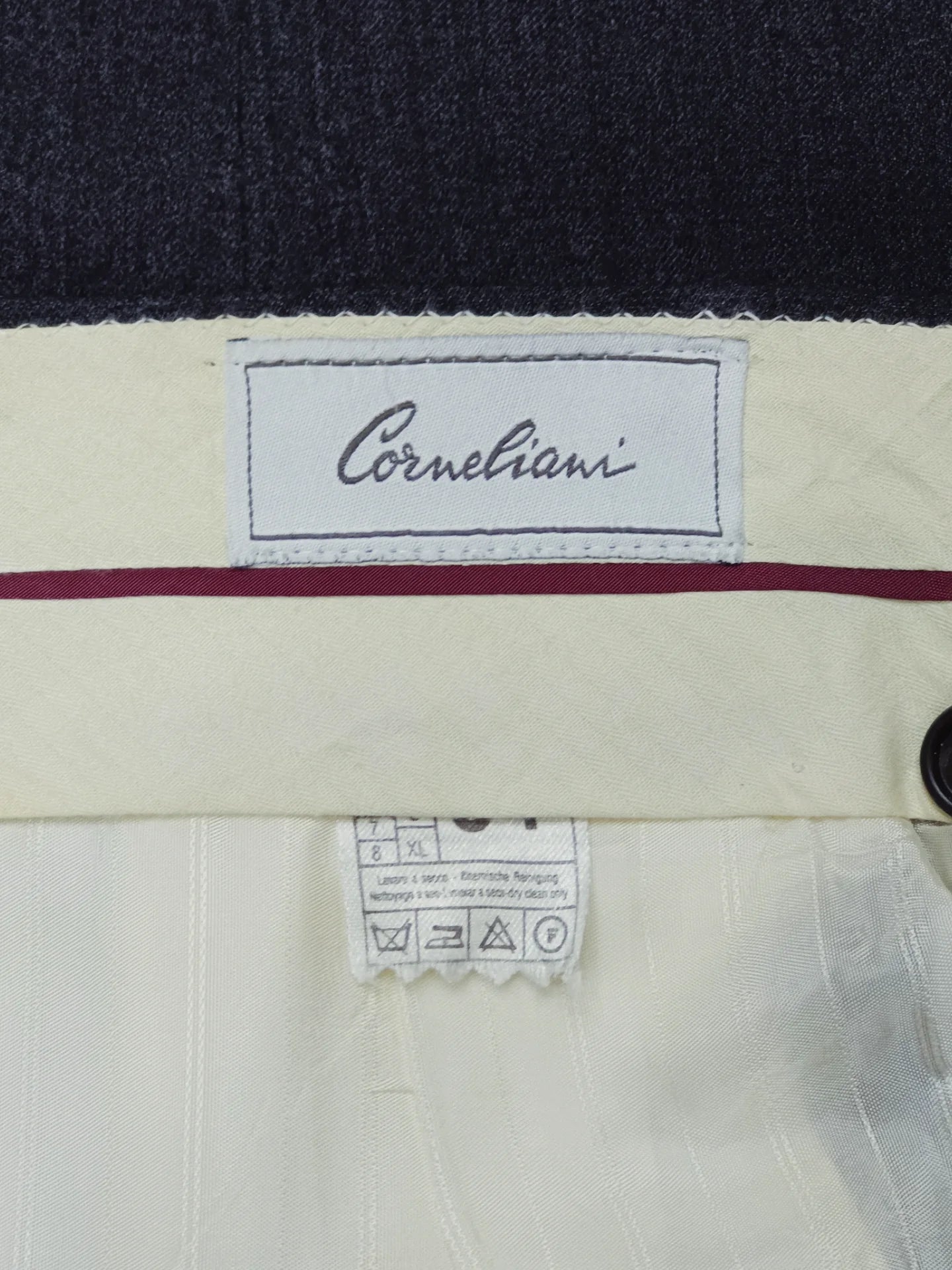 Corneliani - [36-37]