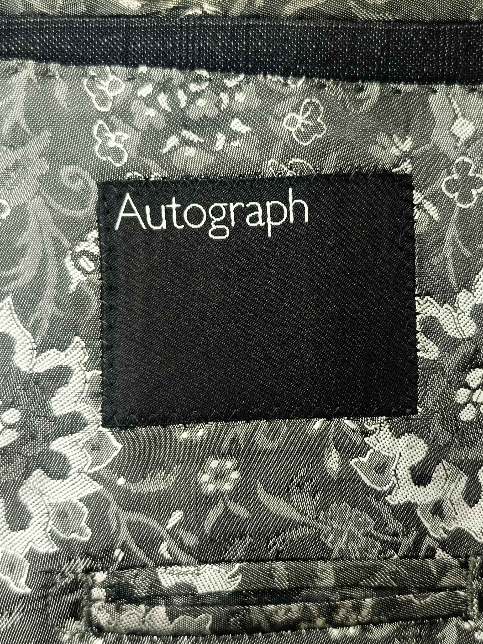 Autograph - [L]