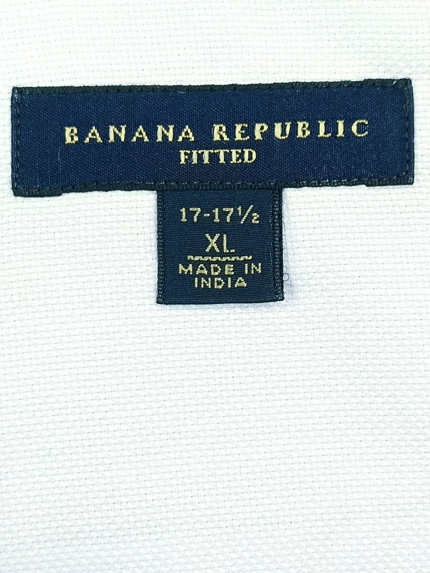 Banana Republic - [17.5]