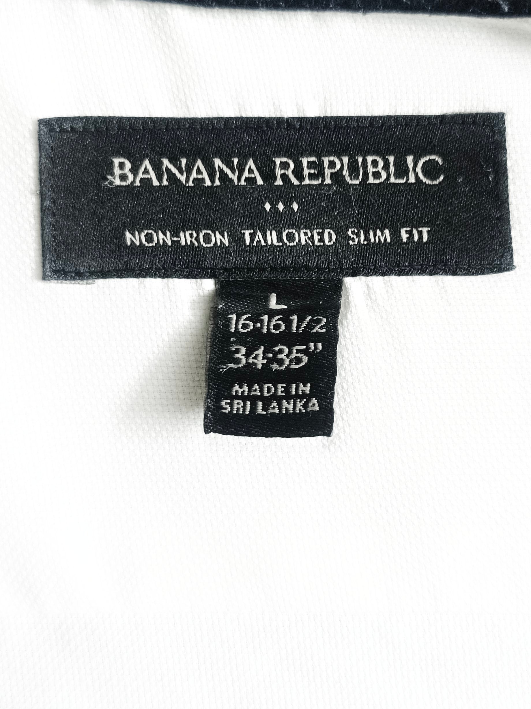 Banana Republic - [16.5]