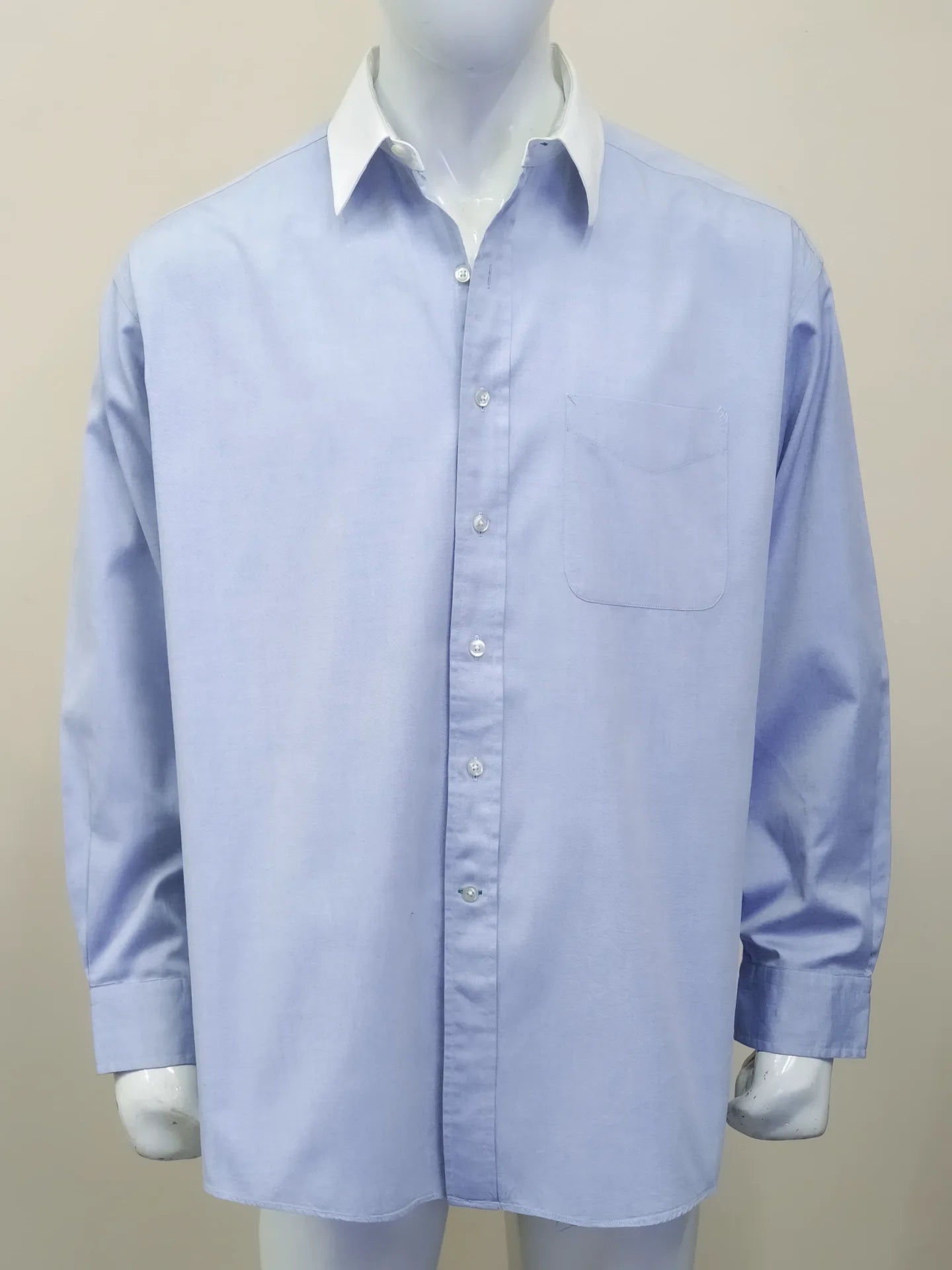 Tommy Hilfiger - [17.5]