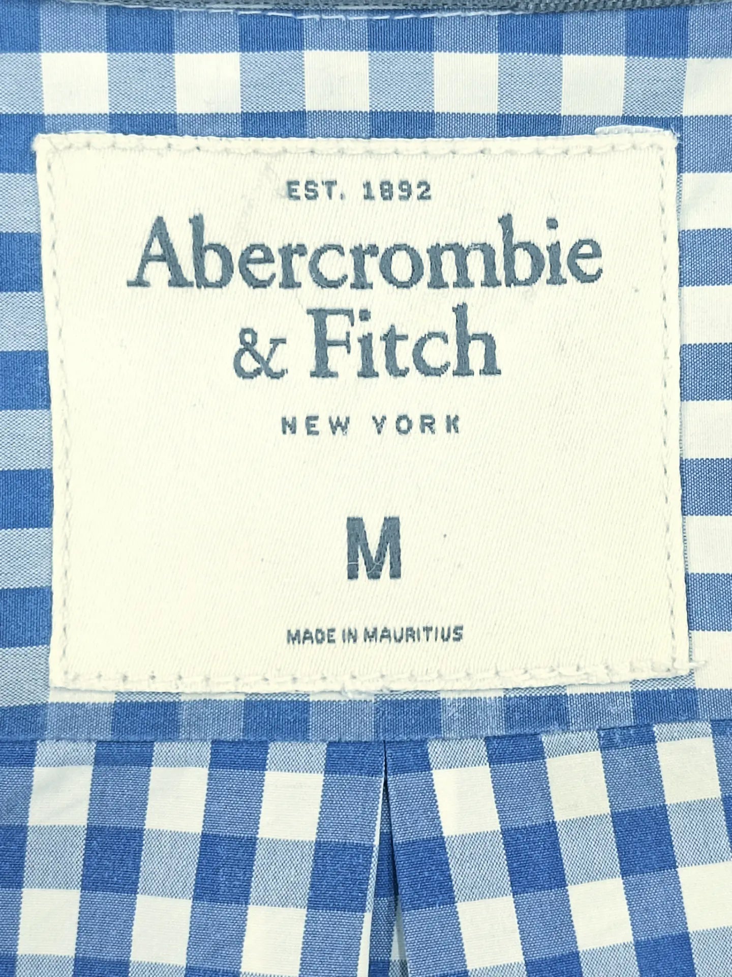 Abercrombie & Fitch - [M]