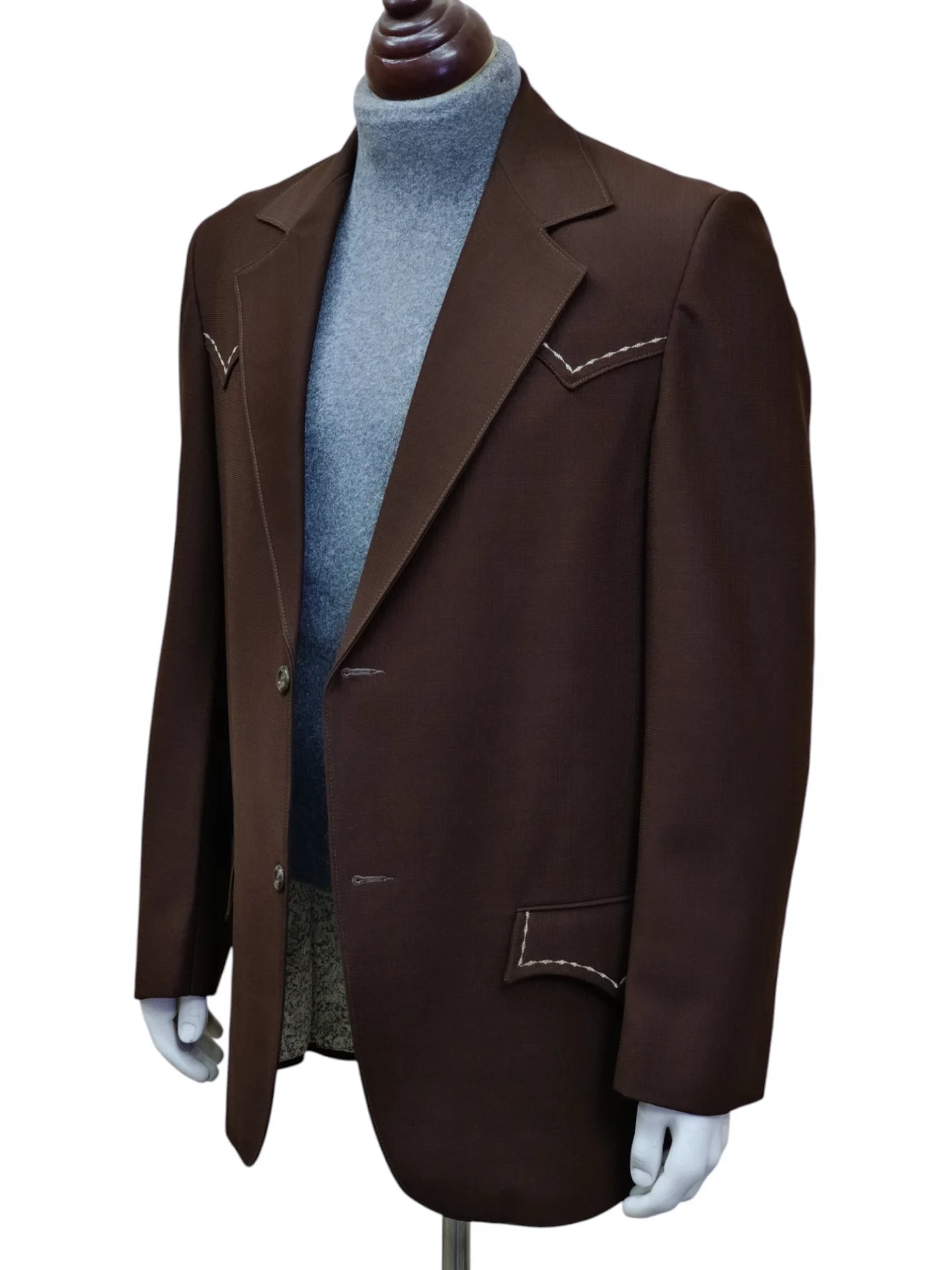 Trego's Westwear - [L]