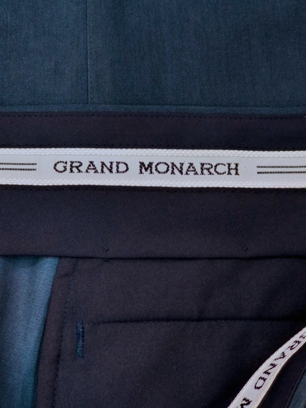 Grand Monarch - [31-32]