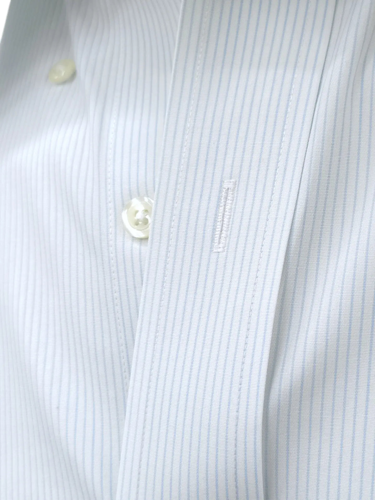 Brooks Brothers - [16.5]