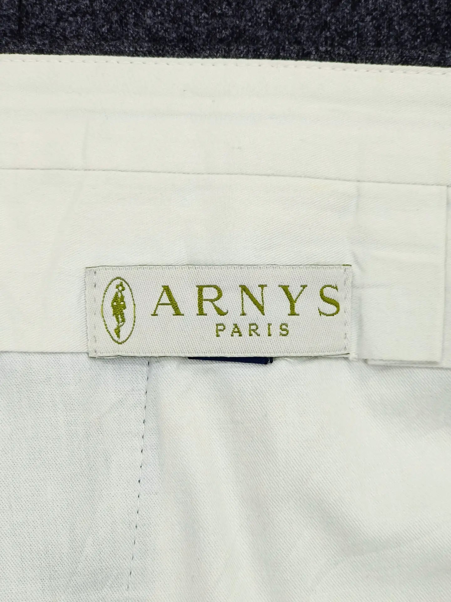 Arnys Paris - [32-33]