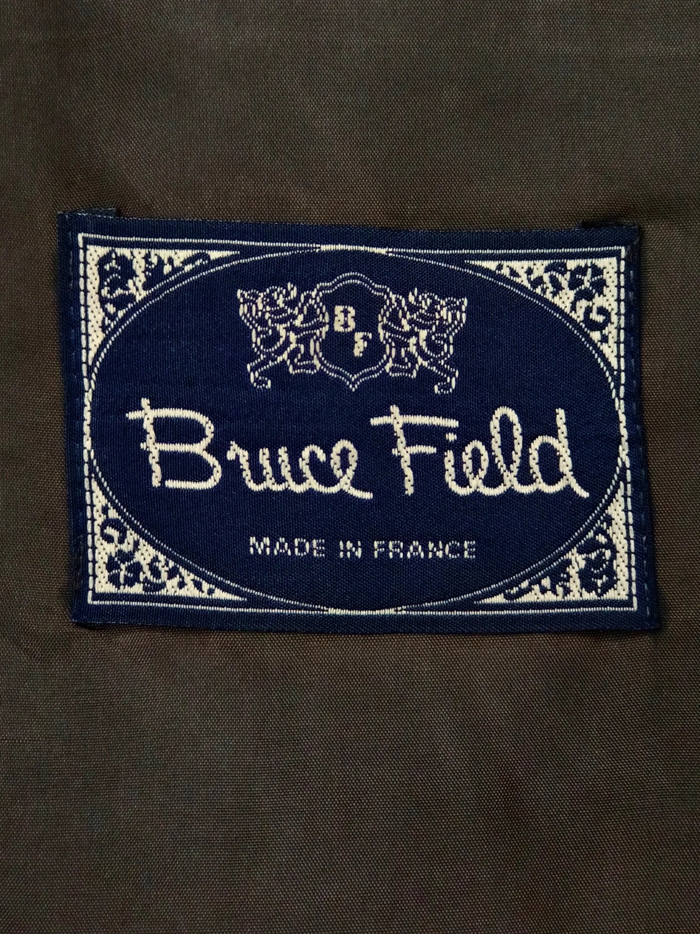 Bruce Field - [XL]